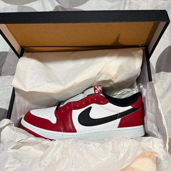 Air Jordan 1 Retro Low OG Chicago Size 13 DS